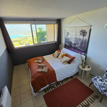 Bel Climatise Vue Imprenable Sur La Terrasse Wifi Lägenhet