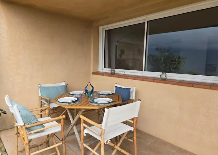 2 Pièces Superbe Vue Clim Et Wifi Piscine Chauffée